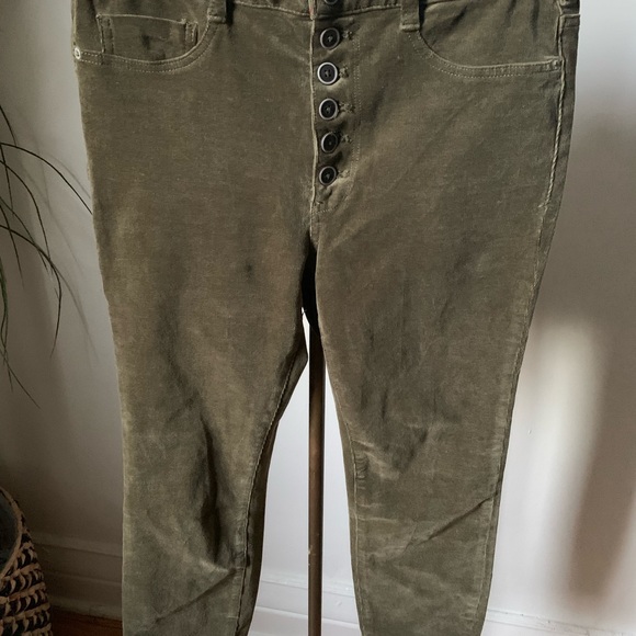 COPY - Olive Skinny Cords from Pilcro/Anthropologie. Size 30 - Picture 3 of 5